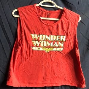 Red women’s muscle tee Wonder Woman DC comics women summer tees tank tops jrs m